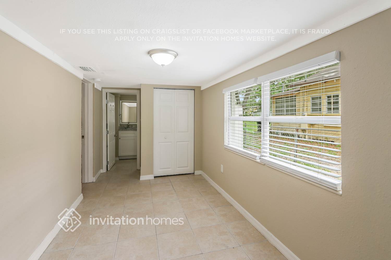 Building Photo - 4209 N Downing Ave