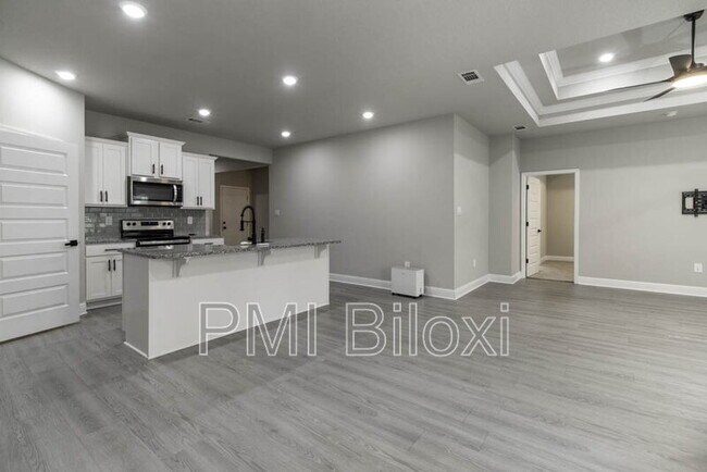 Building Photo - 84 Saltmeadow Cir