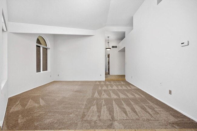 Building Photo - 2901 Loveland Way
