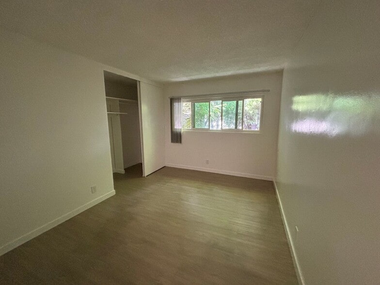 Building Photo - 4540 Vista Del Monte Ave