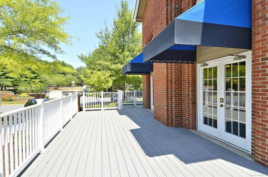 Building Photo - 10703 Hampton Mill Ter