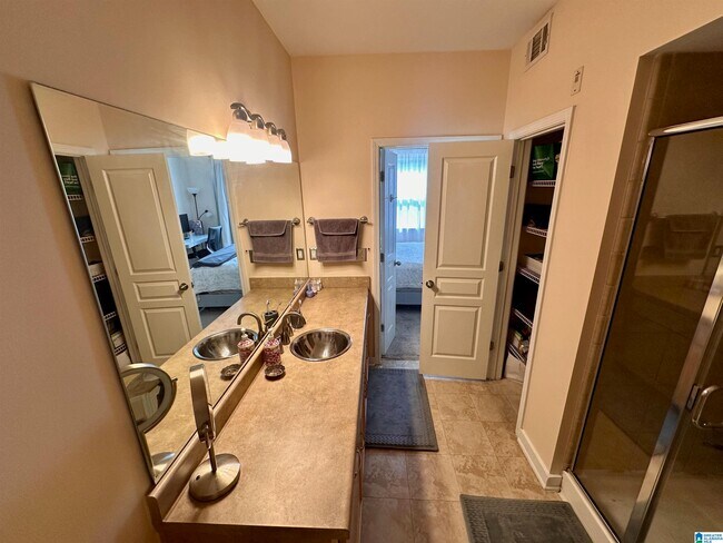 Building Photo - 2020 5th Ave S