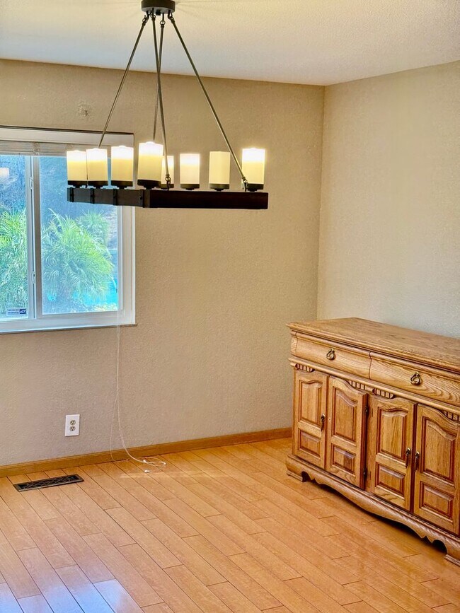 Building Photo - Beautiful 4-Bedroom, 3-Bath Home with Pool...