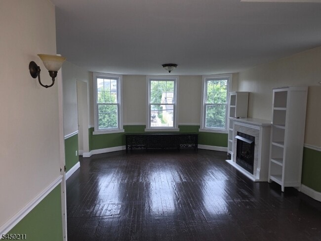 Building Photo - 73 Curie Ave