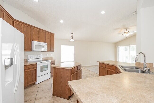 Building Photo - 2318 Cherokee Cove Trail