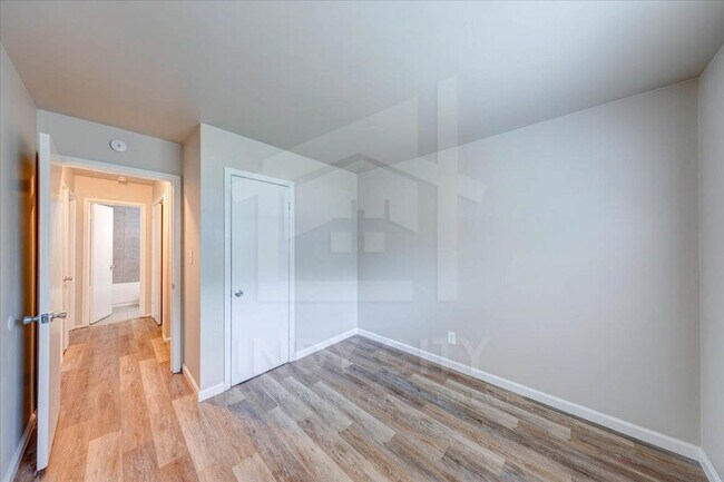 Building Photo - 3451 N Hartman Dr