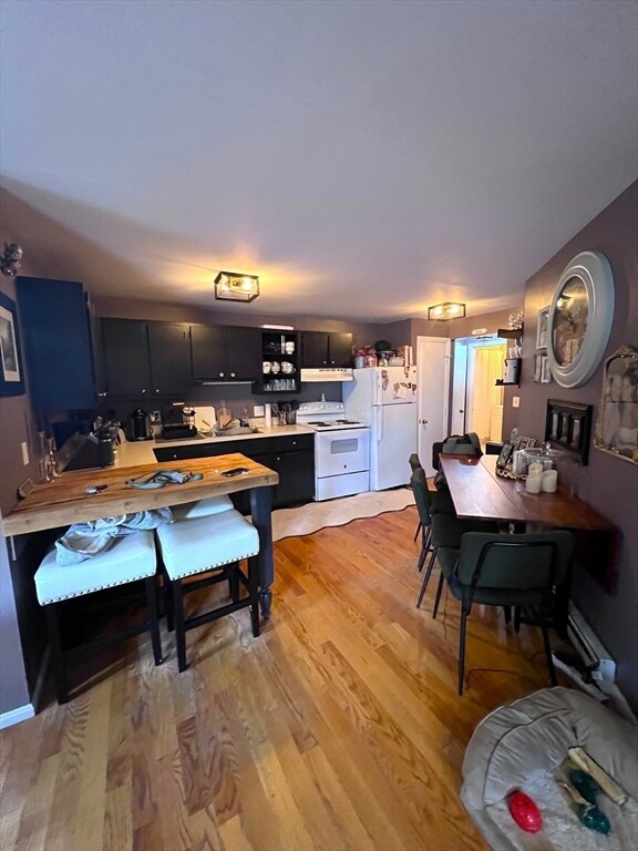 Primary Photo - 167 M St