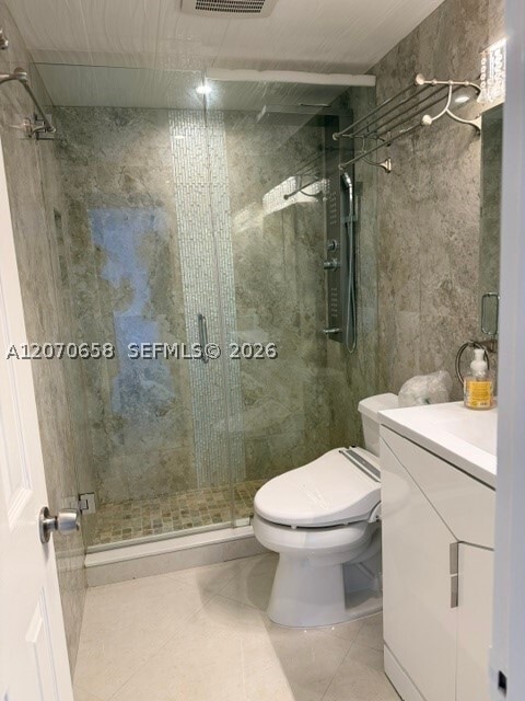 Building Photo - 400 Kings Point Dr