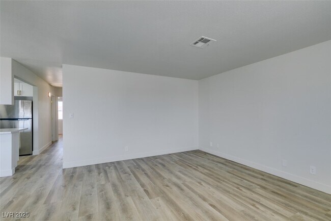 Building Photo - 6932 Kilgore Dr