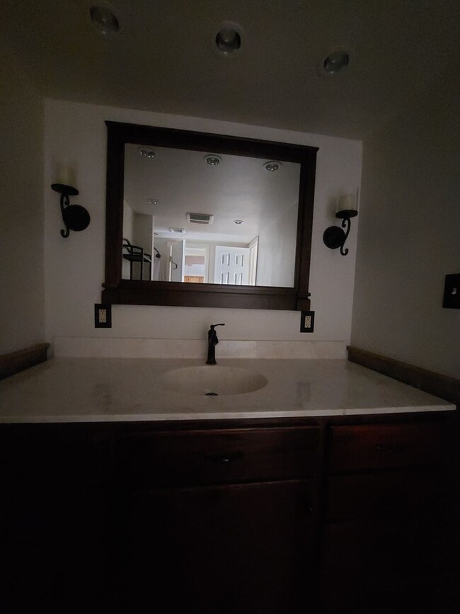 Building Photo - Beautiful Rental near Fort Bliss