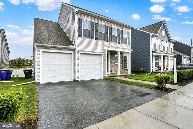 Building Photo - 3113 Bullfinch Ln