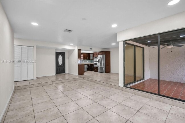 Building Photo - 11125 SW 134th Ct