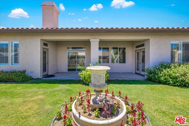 Building Photo - 40808 Eastwood Ln