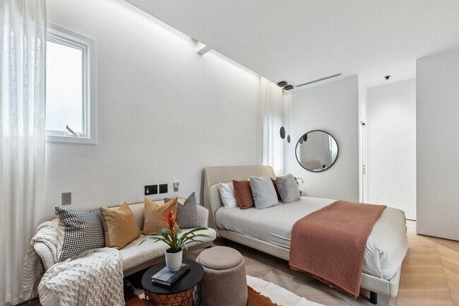 Building Photo - 2783 Filbert St