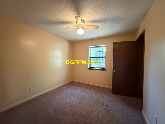 Building Photo - 1804 Bobbitt Ln