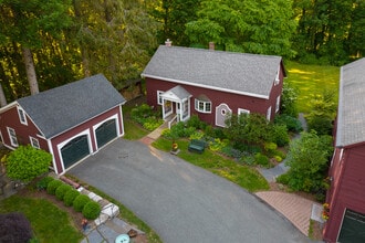 Building Photo - 45 Taconic Ave