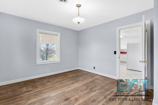 Building Photo - Freshly Updated Brick Home in Peaceful Country Setting – Freeman, VA