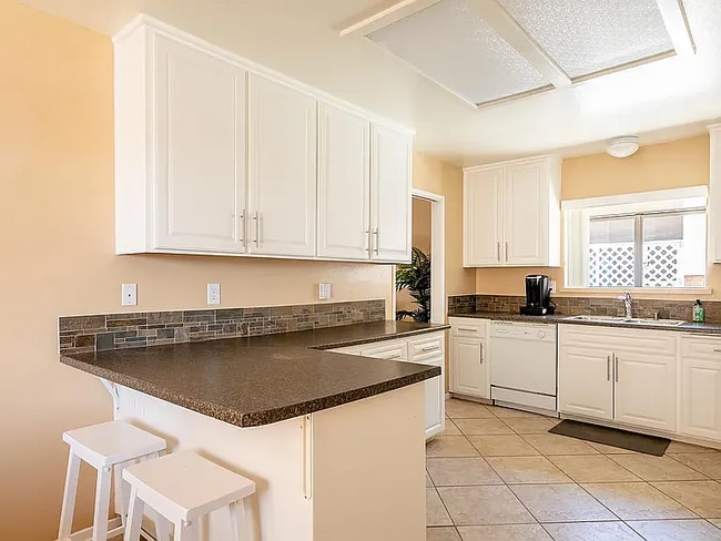 Building Photo - 64747 Pinehurst Cir