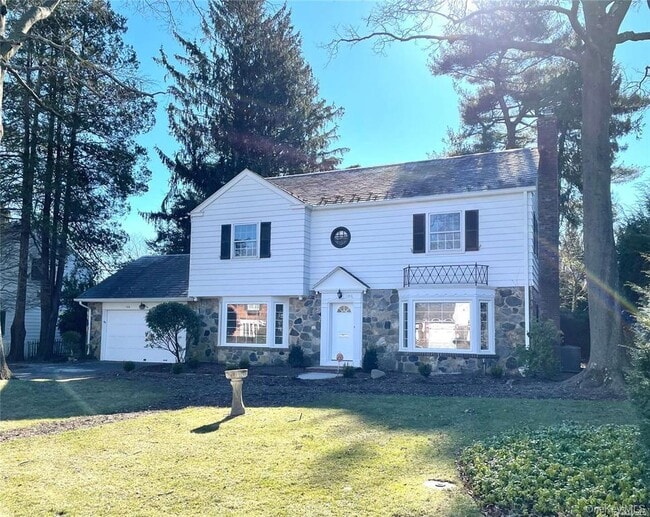 Building Photo - 106 Trumbull Rd