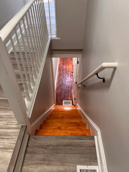 Stairwell - Apt. 2 - 703 E 10th St