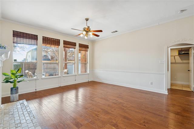 Building Photo - 342 Stately Oak Ln