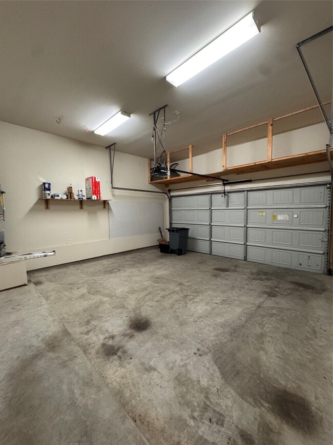 Building Photo - 54 N Hutcheson St