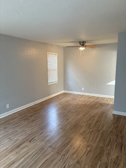 Building Photo - 1041 Kedith St