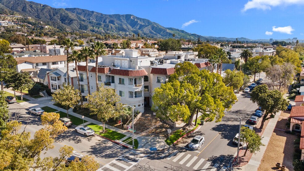 Building Photo - 600 E Magnolia Blvd