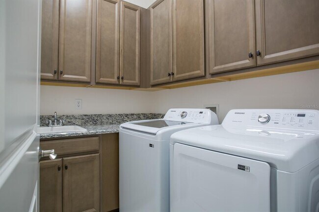 Building Photo - 13360 Bromborough Dr