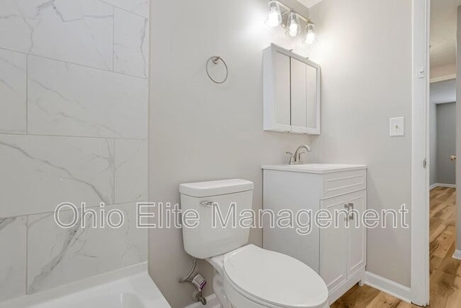 Building Photo - 429 Barnett Rd