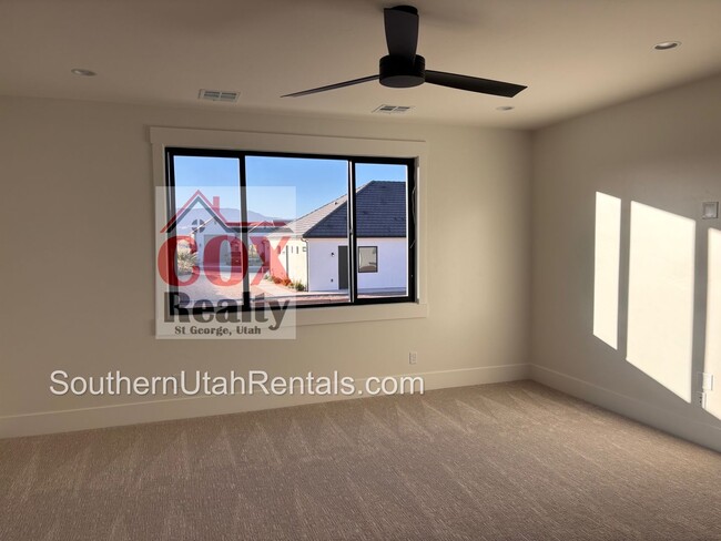 Building Photo - BRAND NEW 5 bed plus office | 3 bath | 3 c...