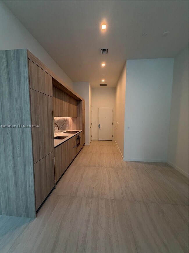 Building Photo - 77 SE 5th St