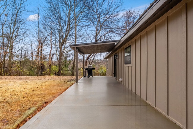 Building Photo - 3935 Wrights Ferry Rd