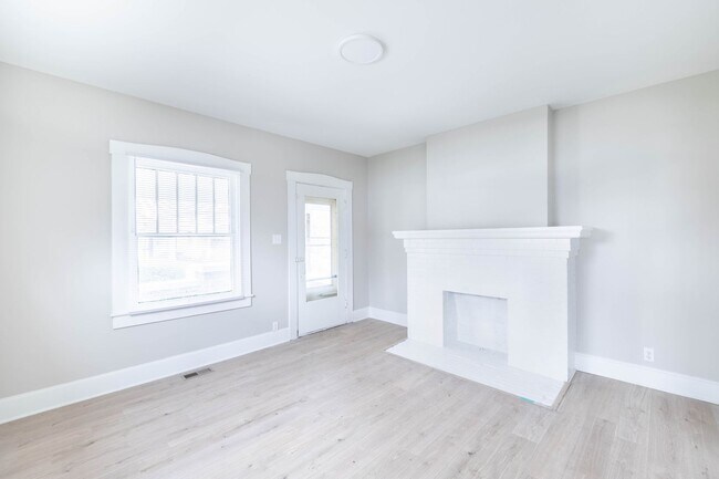 Building Photo - 3848-50 North Capitol Avenue