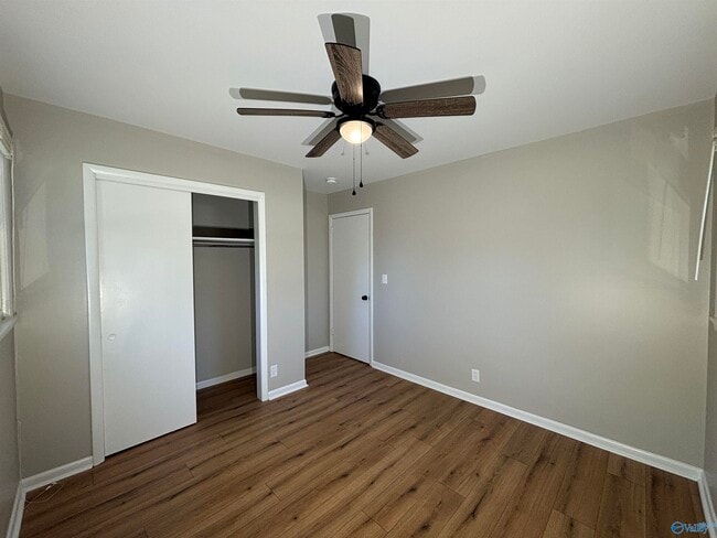 Building Photo - 510 Clift Dr