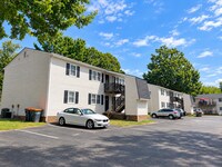 Building Photo - 101 Moss Creek Dr
