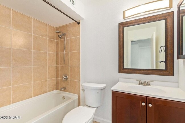 Building Photo - 5449 W Sierra St