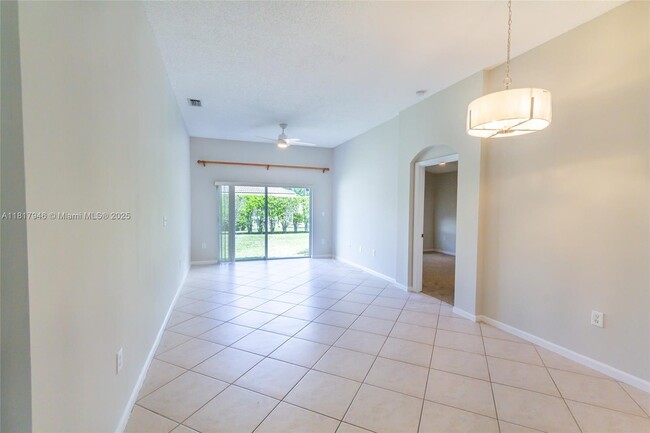 Building Photo - 11811 SW 8th St
