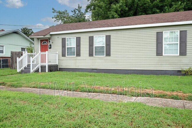 Building Photo - 68 Carver Cir