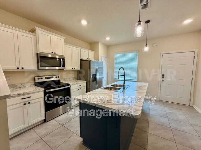 Building Photo - 575 Oakleaf Plantation Pkwy