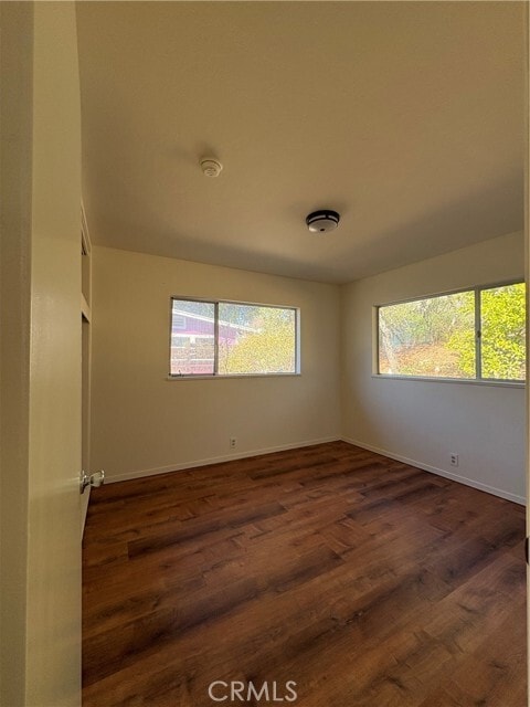 Building Photo - 4096 Lakeshore Blvd