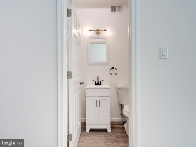 Building Photo - 1809 Wylie St