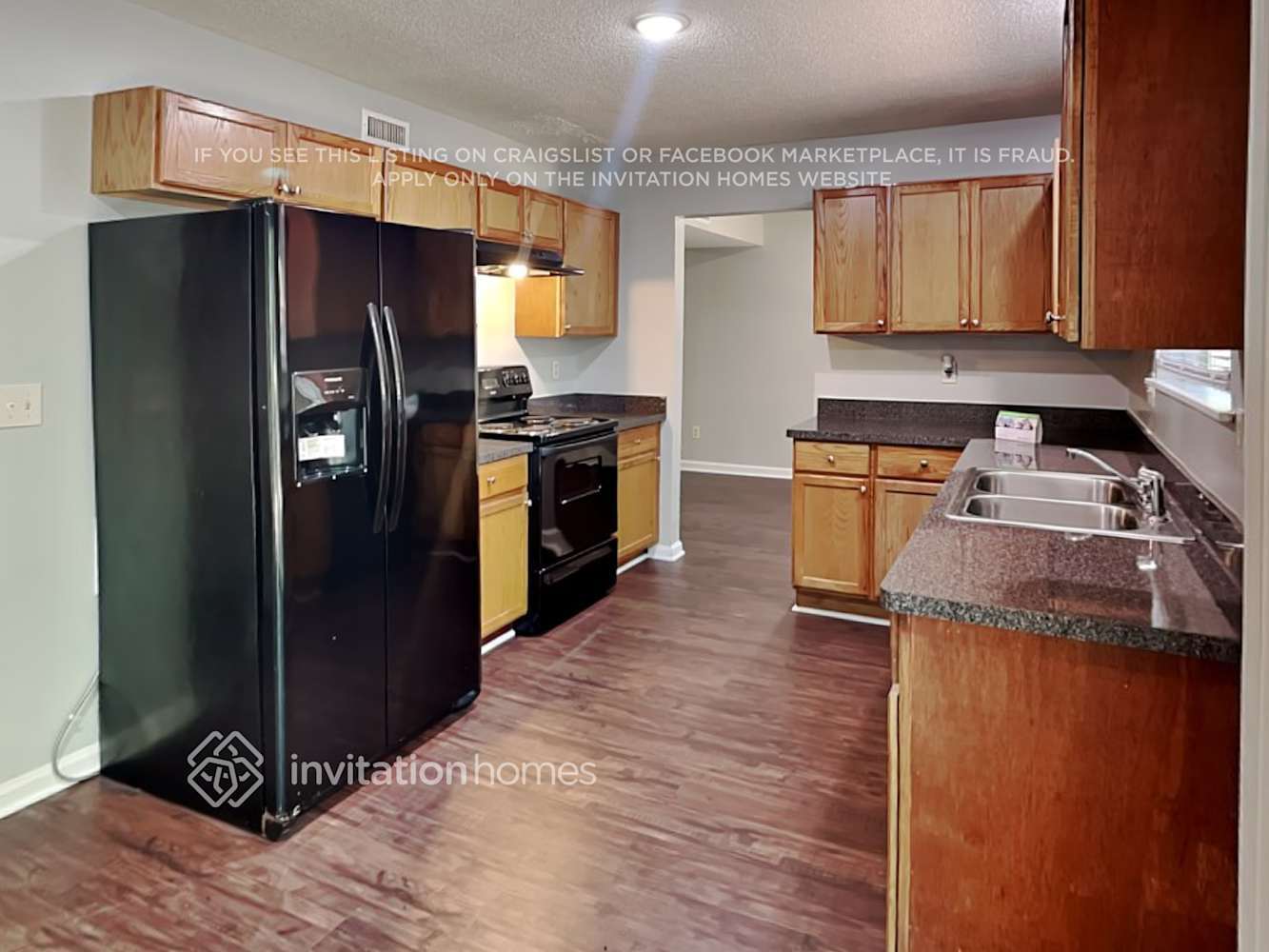 Building Photo - 7025 Markway Dr