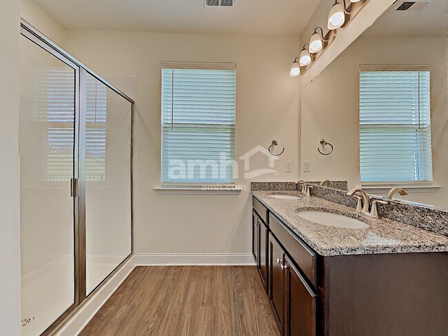 Building Photo - 169 Havenbrook Dr