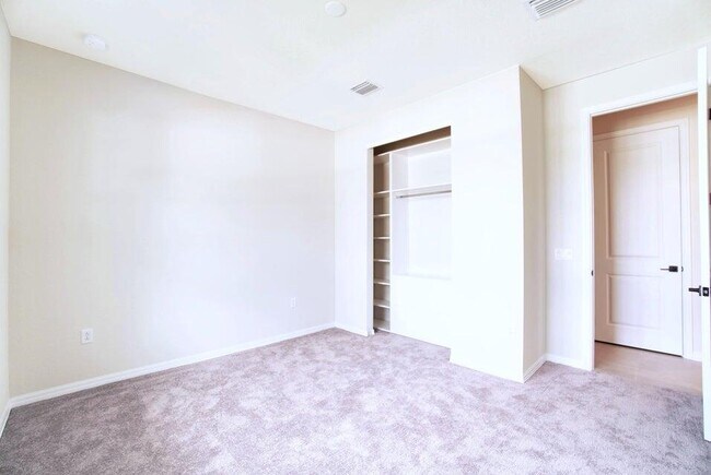 Building Photo - 5328 Star Rush Ln