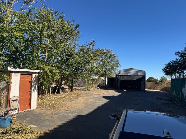 Building Photo - 680 Allegheny St