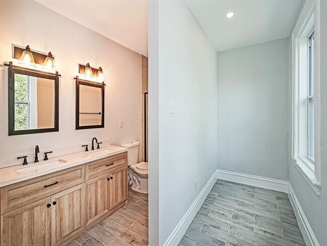 Building Photo - Stately Luxury Living in Schenley Heights ...