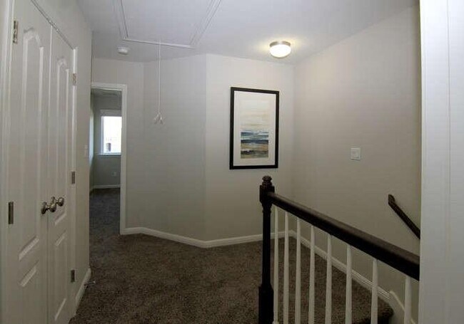 Building Photo - 708 Tinton Falls Ln