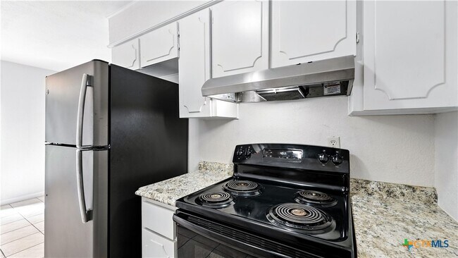Building Photo - 1024 Mission Dr