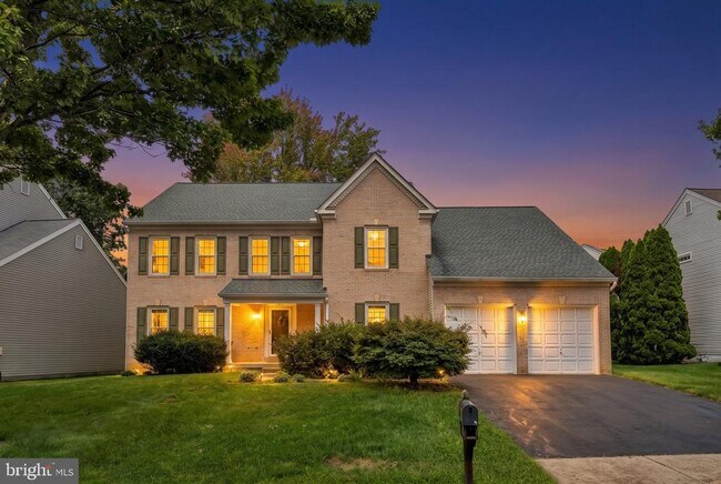 Building Photo - 13072 Autumn Willow Dr